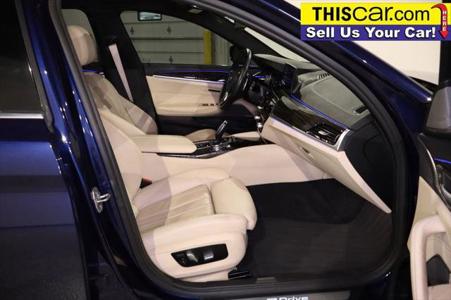 Used 2018 BMW 530e image 32