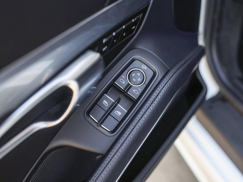 Certified 2025 Porsche 718 Cayman S RWD image 32