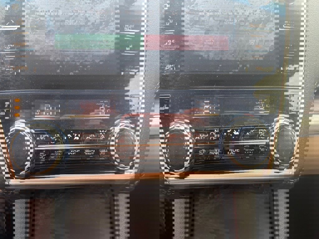 Used 2019 Subaru Outback 3.6R Limited image 27