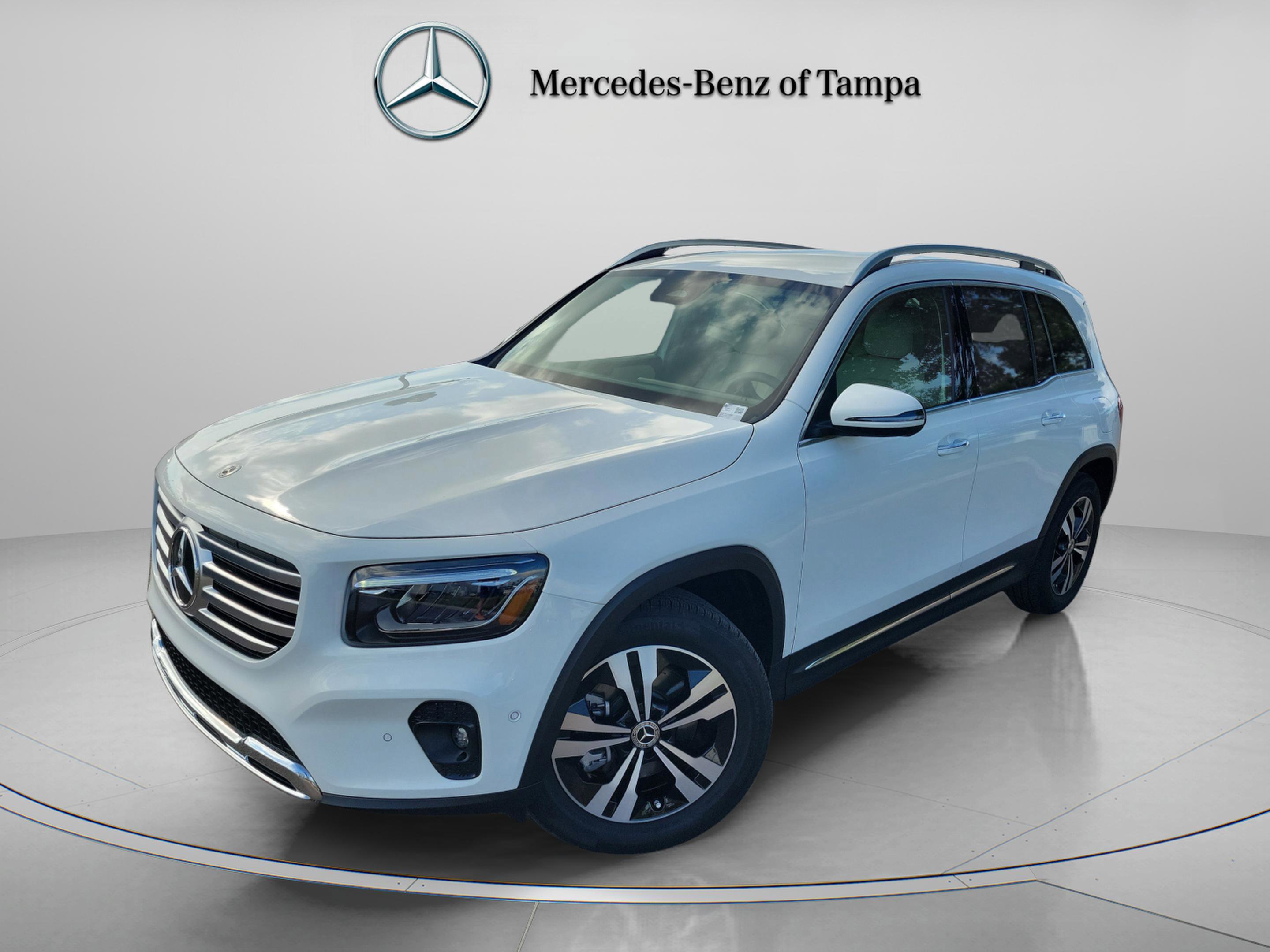 Certified 2025 Mercedes-Benz GLB 250 image 1
