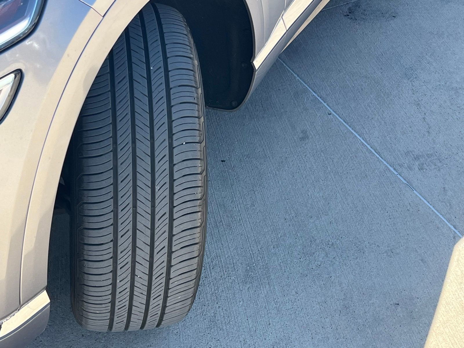 Used 2024 Genesis GV80 2.5T image 9