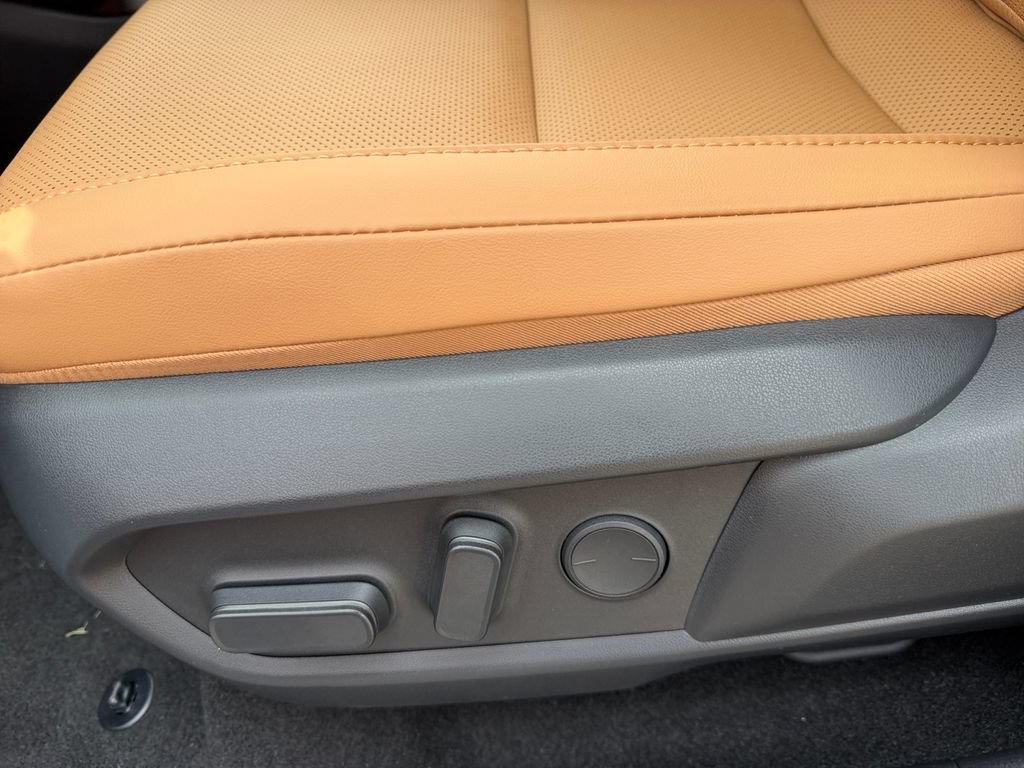 New 2026 Lexus ES 500e AWD/4WD image 15