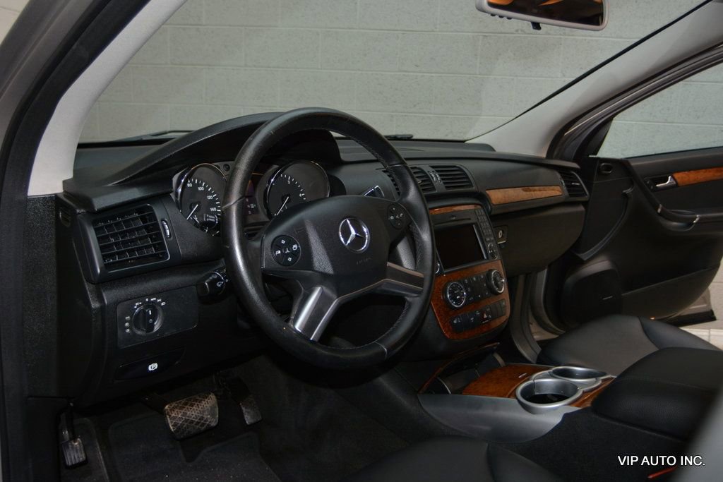 Used 2009 Mercedes-Benz R 320 BlueTEC 4MATIC image 11