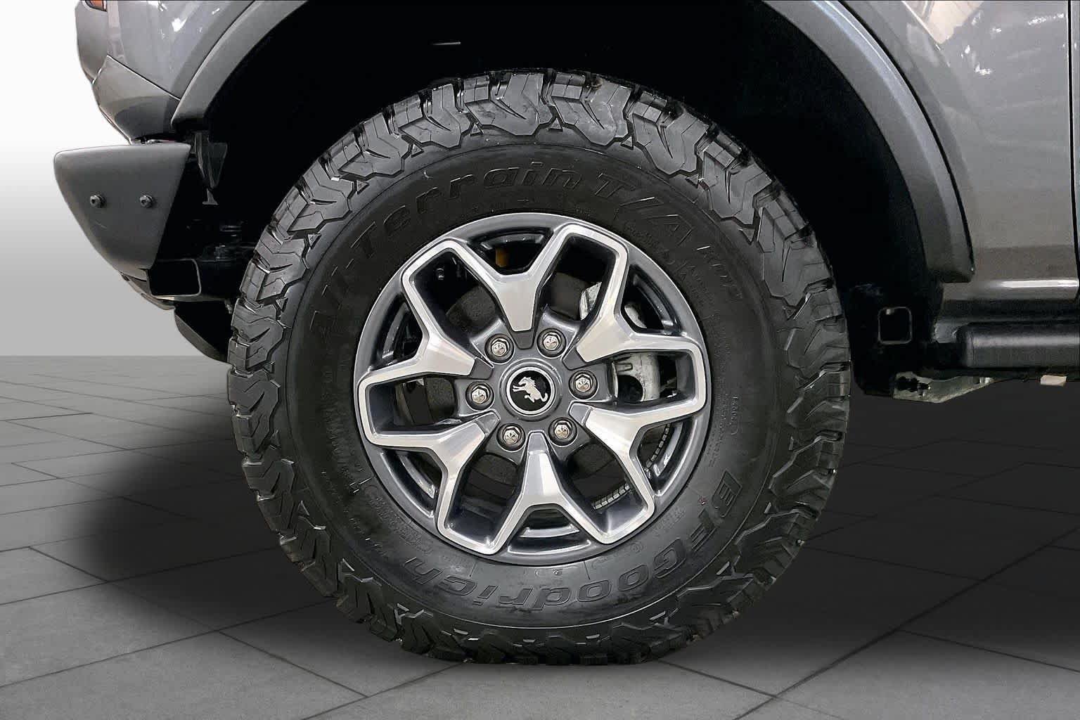 Used 2024 Ford Bronco Badlands AWD/4WD image 11