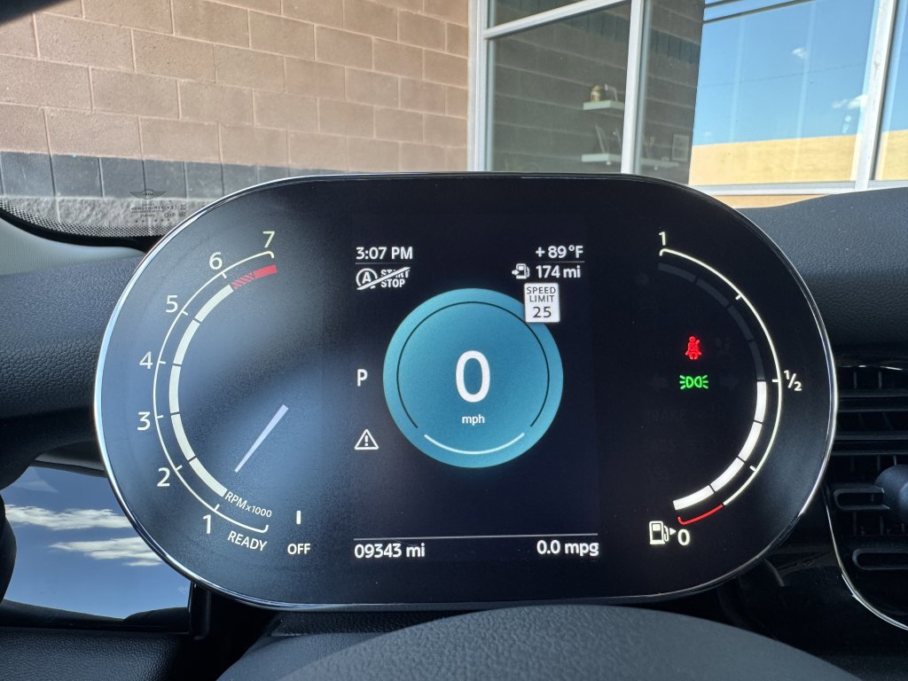 Used 2024 MINI Cooper 2-Door Hardtop FWD image 17