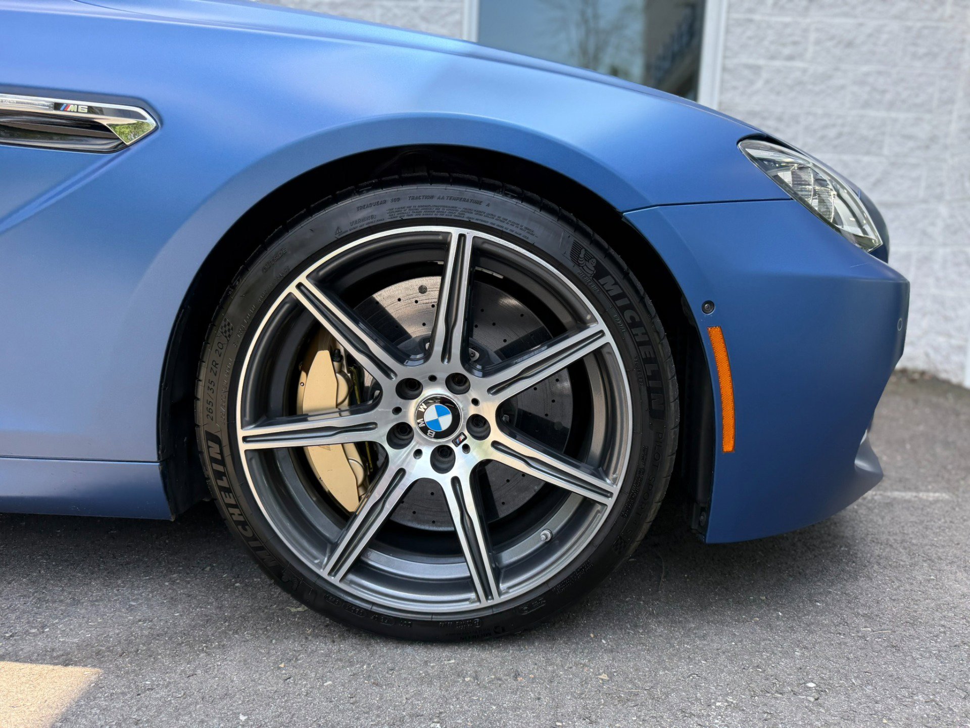 Used 2014 BMW M6 Convertible image 48