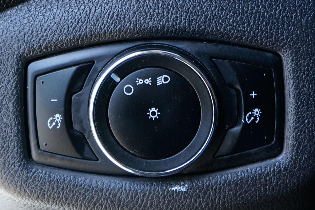 Used 2018 Ford Transit Connect XL image 21