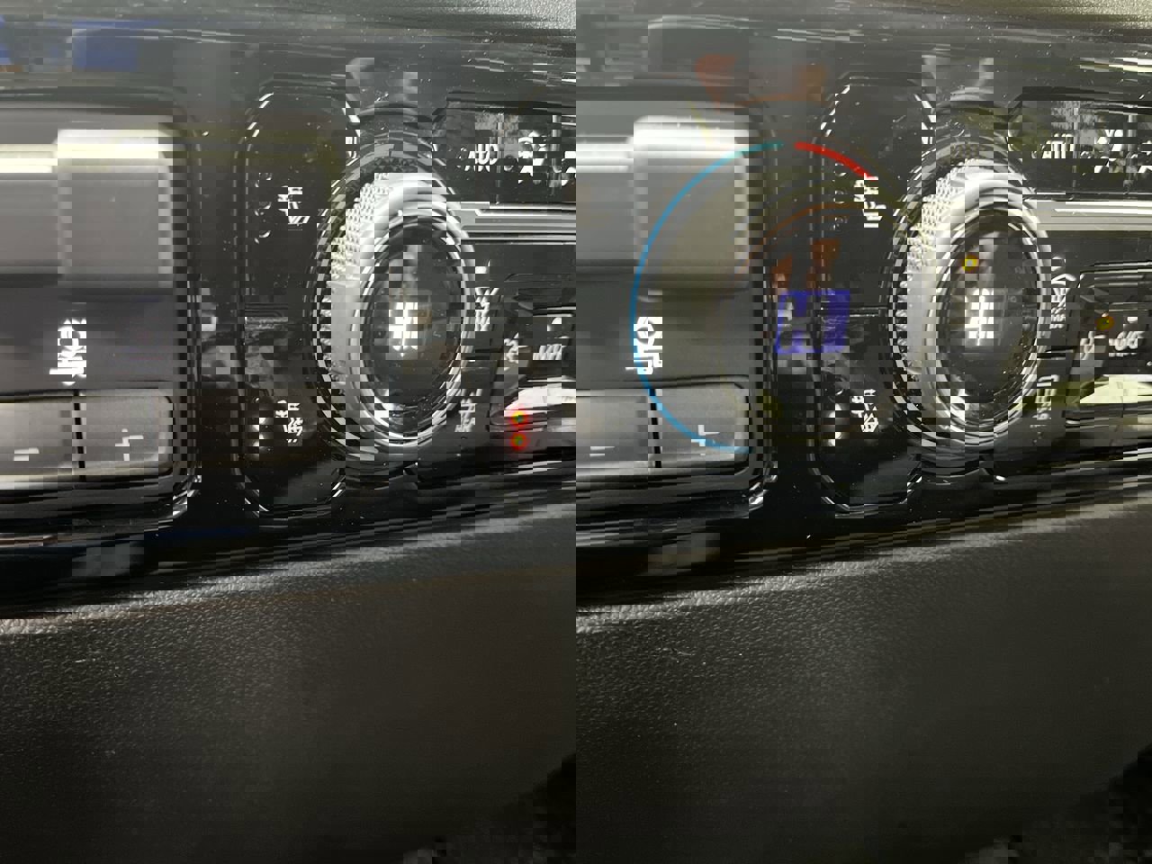 Certified 2024 Chevrolet Silverado 1500 RST image 24