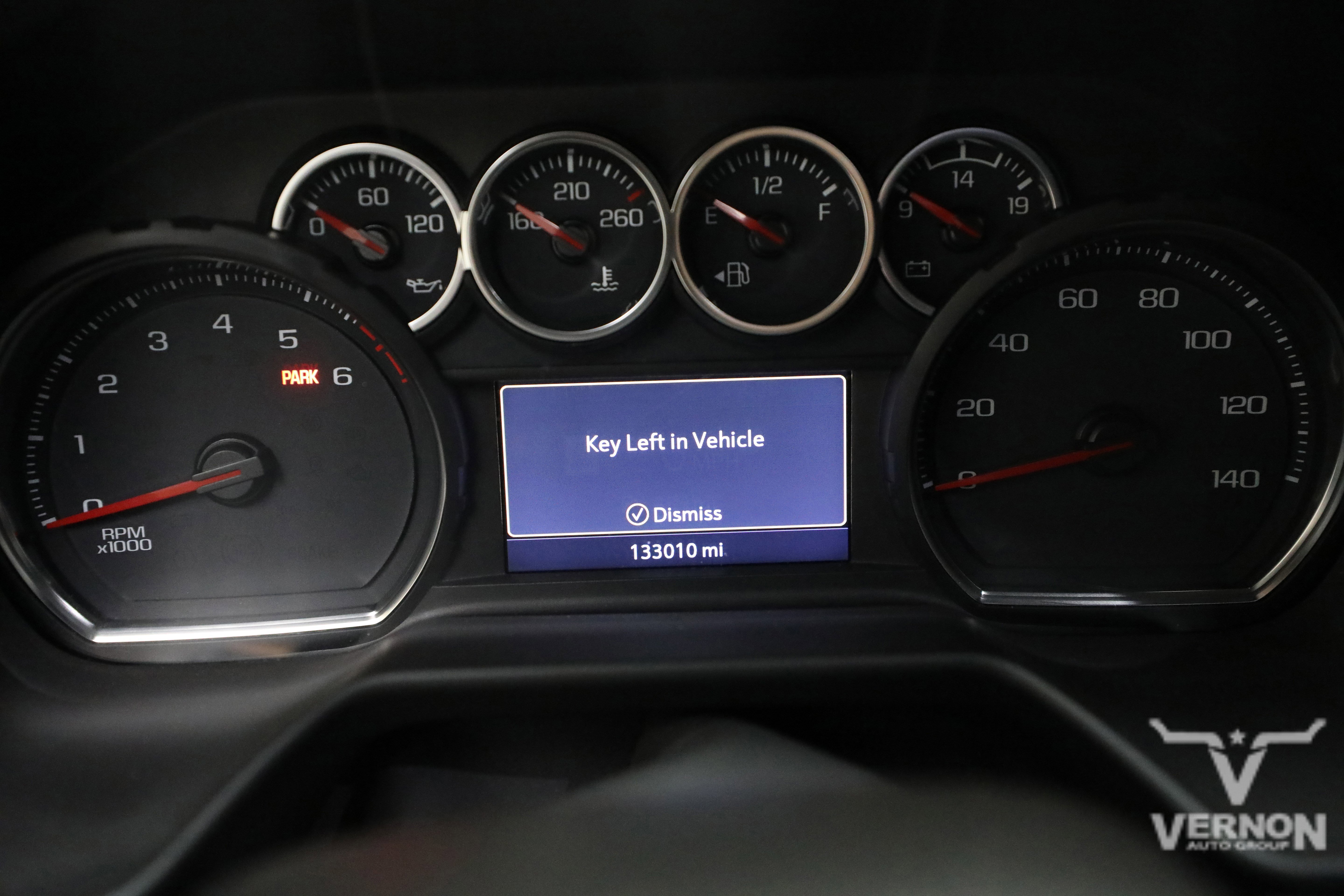 Used 2021 Chevrolet Suburban Z71 w/ Rear Media and Nav Package AWD/4WD image 9