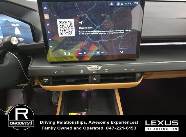 Used 2026 Lexus ES 500e AWD/4WD image 8