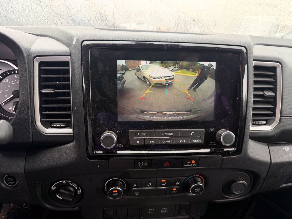 Used 2023 Nissan Frontier SV w/ Tow Package AWD/4WD image 8