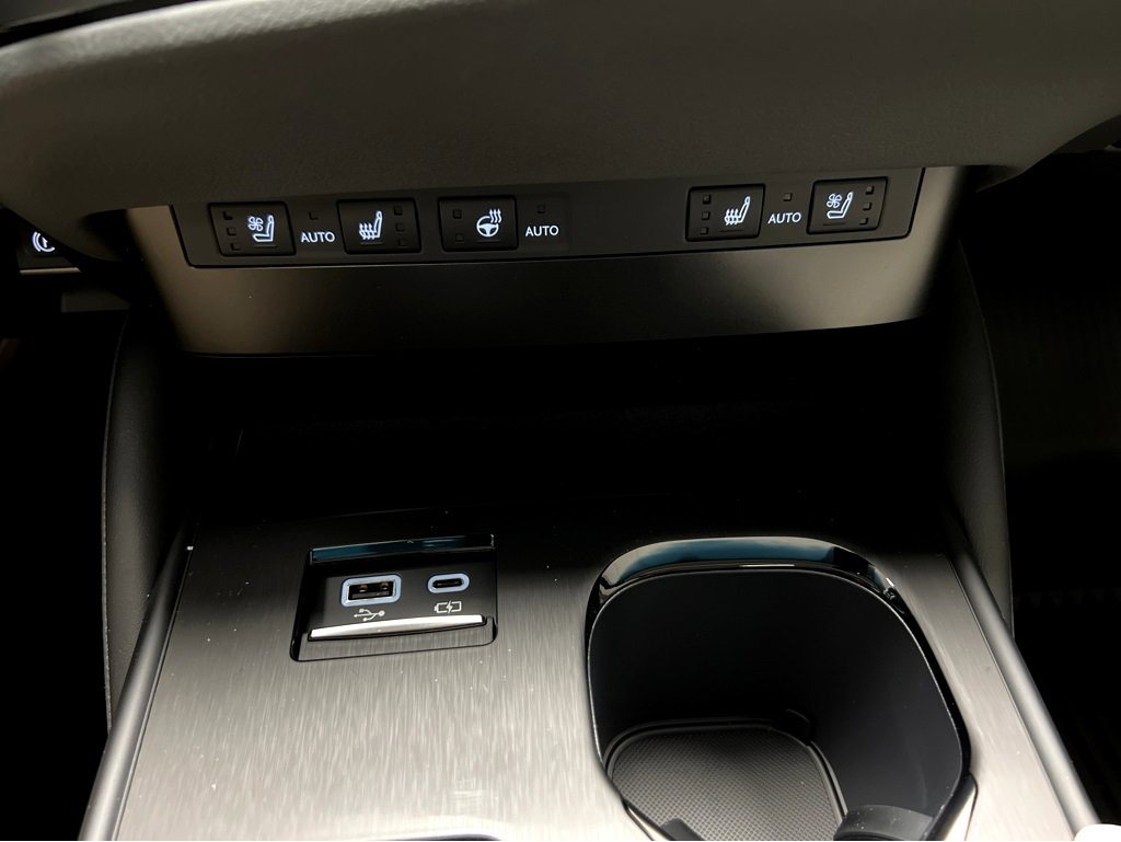 New 2025 Lexus ES 350 w/ Premium Package image 17