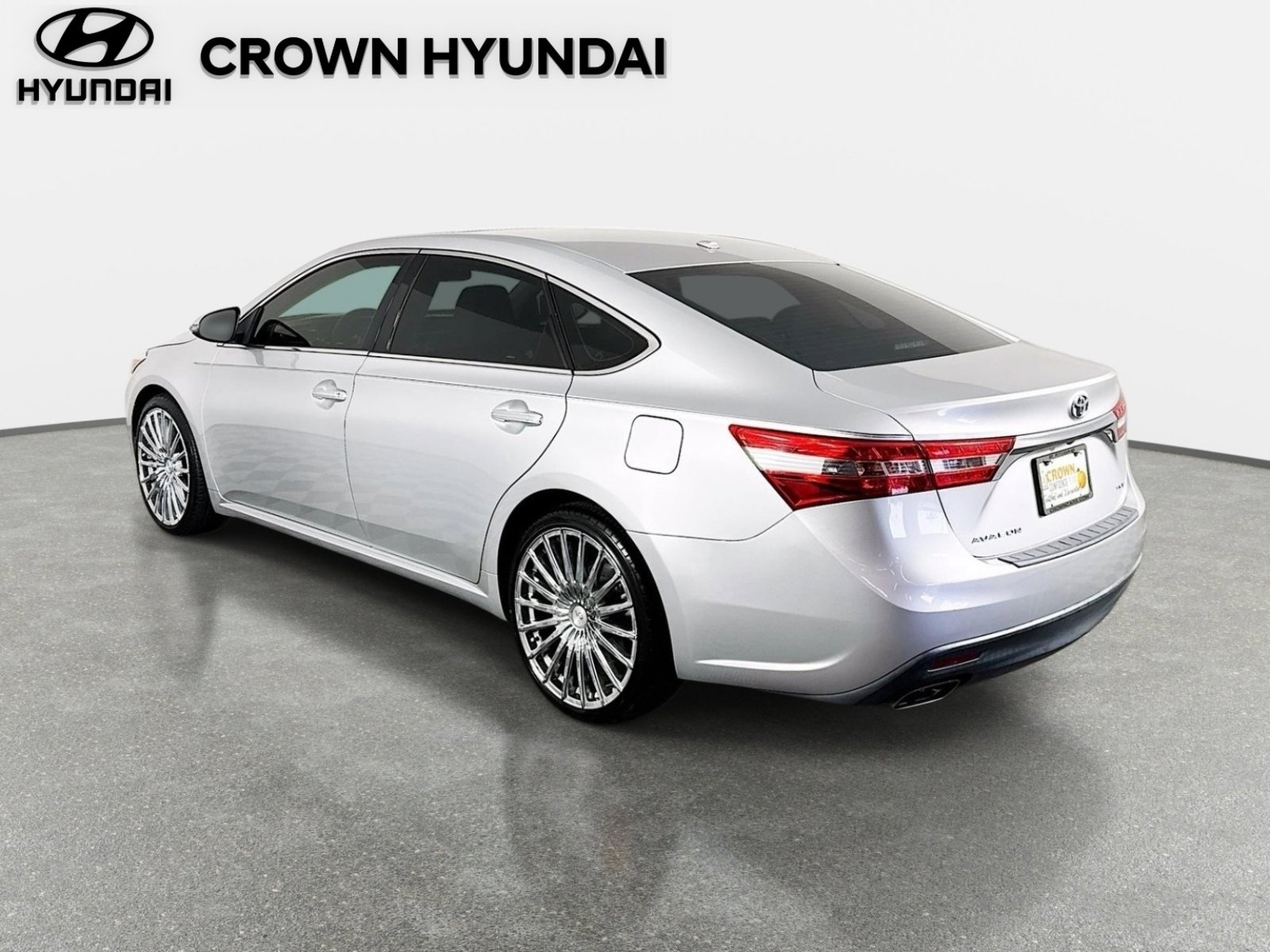 Used 2014 Toyota Avalon XLE Touring FWD image 7
