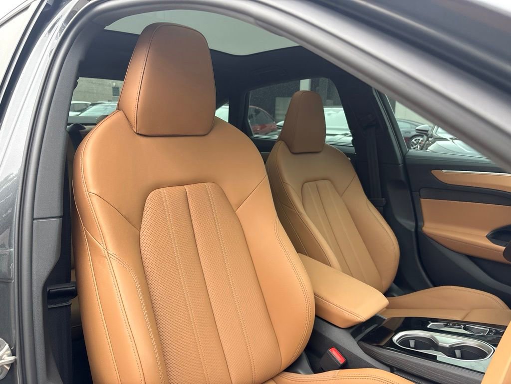 New 2026 Audi A6 Premium Plus AWD/4WD image 16