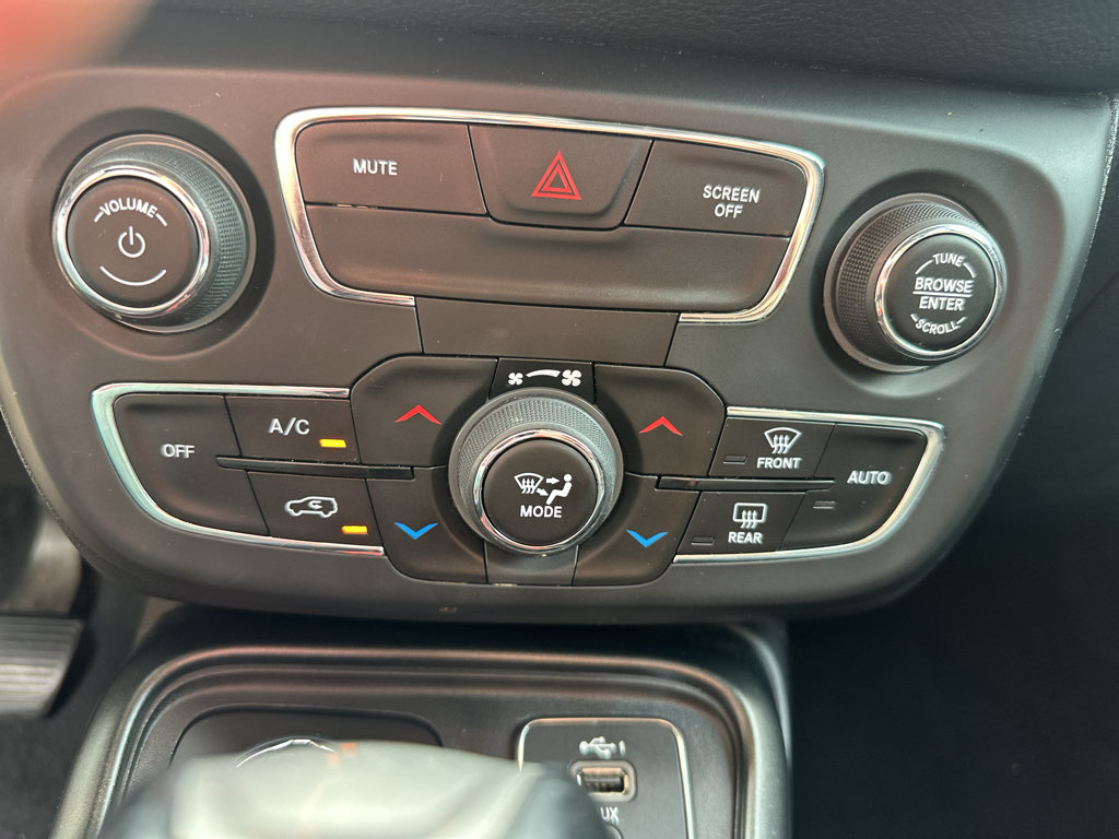 Used 2020 Jeep Compass Trailhawk AWD/4WD image 19