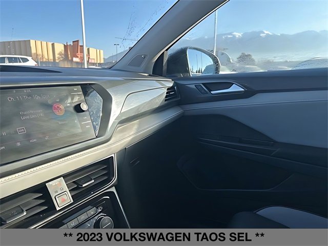 Used 2023 Volkswagen Taos SEL image 30