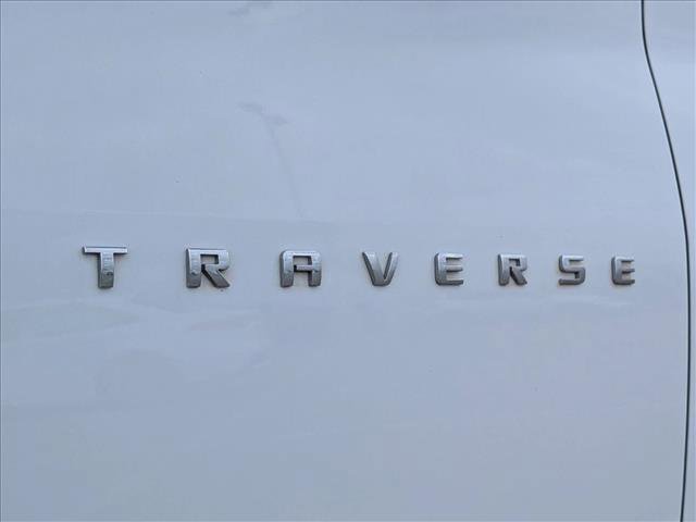 Used 2021 Chevrolet Traverse LT image 23