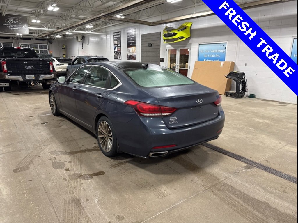 Used 2015 Hyundai Genesis 3.8 w/ Option Group 03 image 4