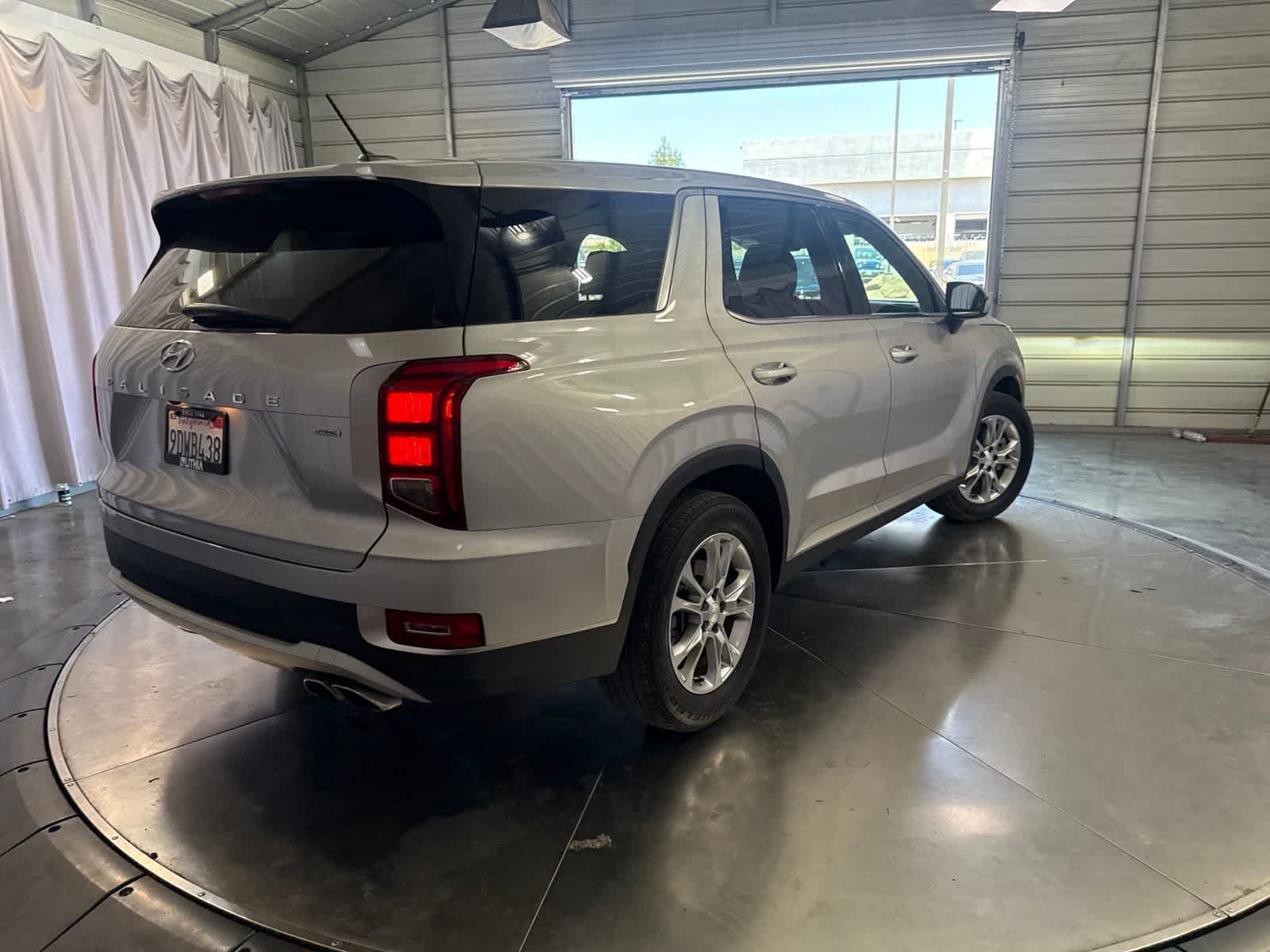 Used 2022 Hyundai Palisade SE AWD/4WD image 5