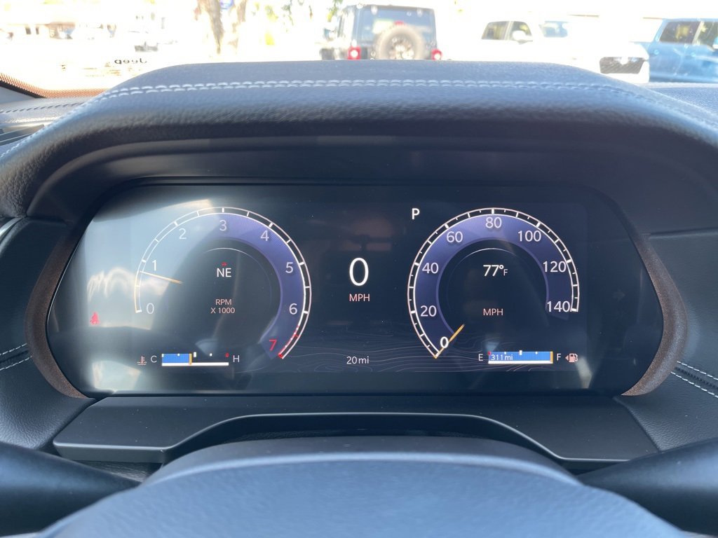 New 2025 Jeep Grand Cherokee L Limited image 7