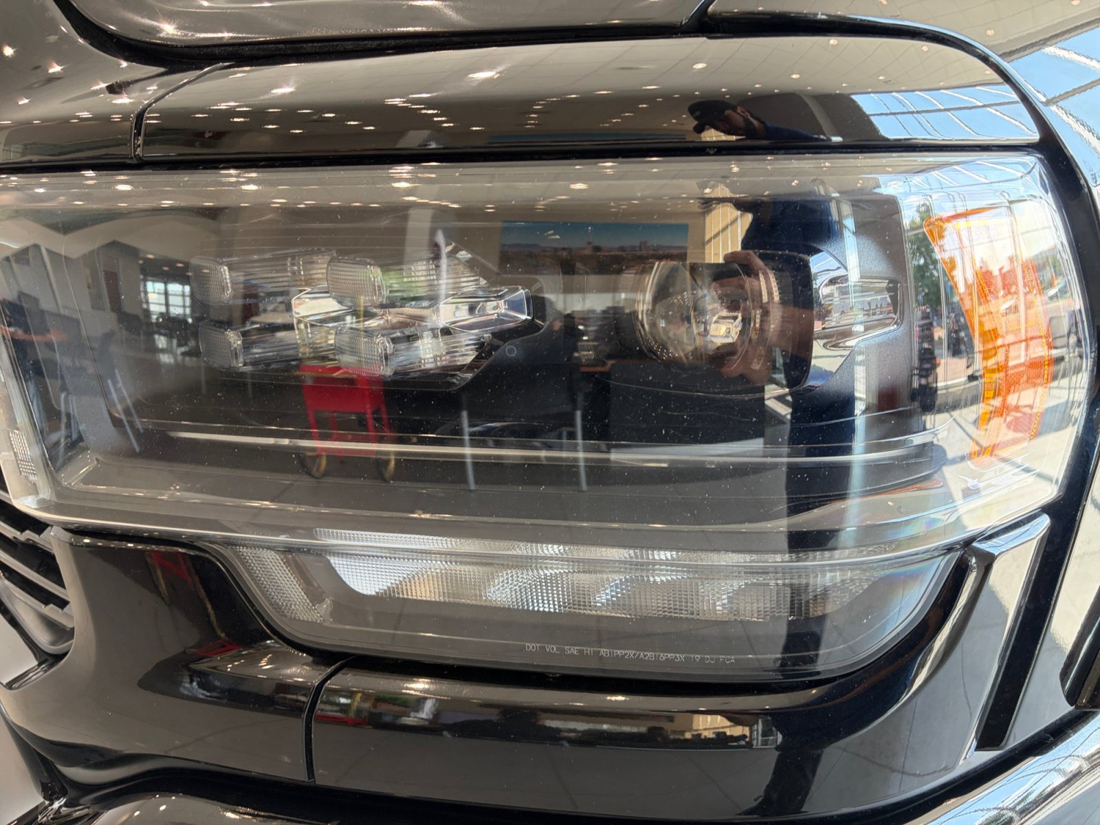 Used 2020 RAM 2500 Limited AWD/4WD image 9