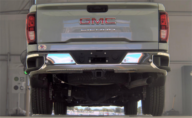 Used 2025 GMC Sierra 2500 Pro w/ 1SA Pro Safety Plus Package AWD/4WD image 7