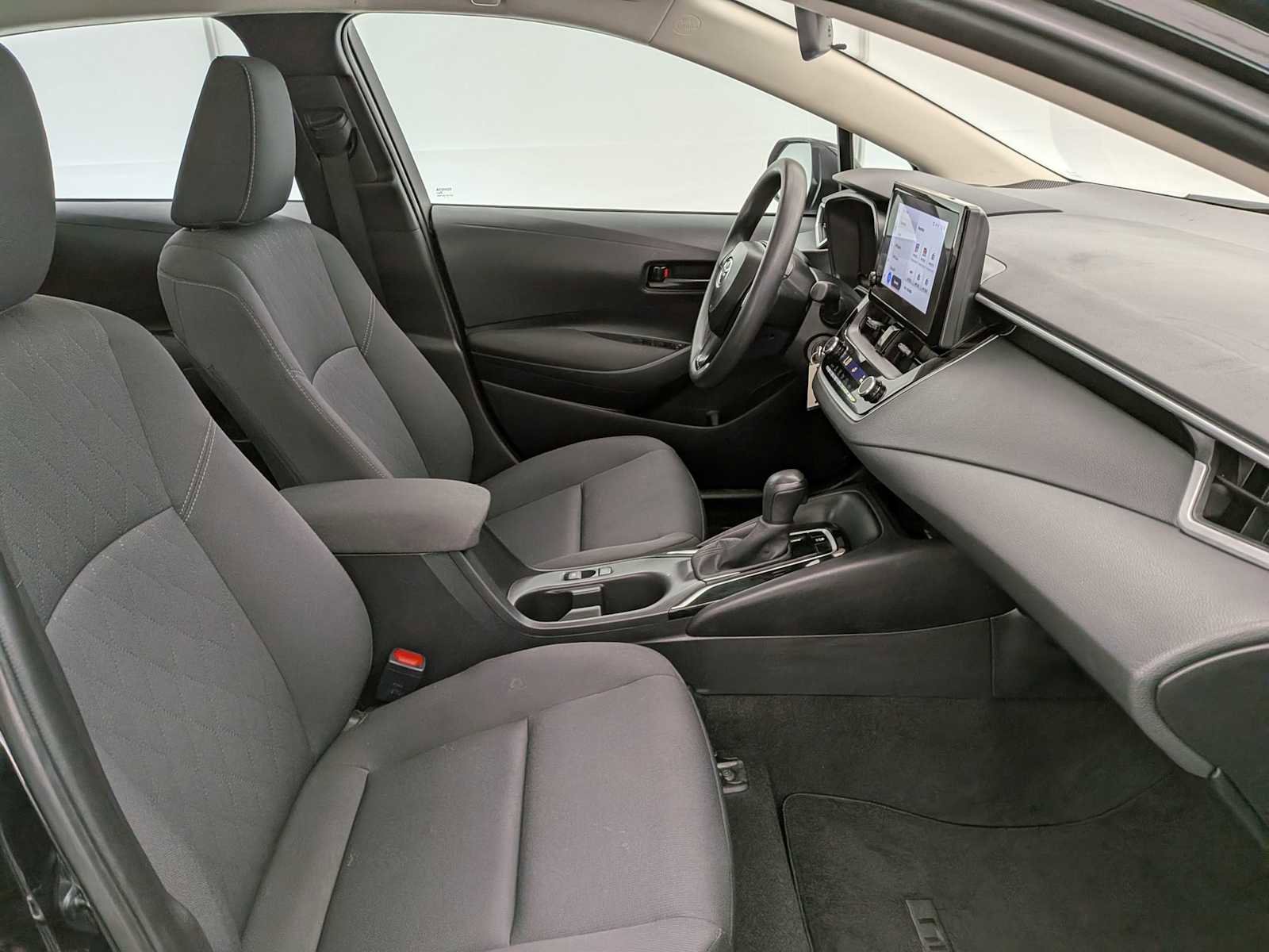 Used 2024 Toyota Corolla LE FWD image 20