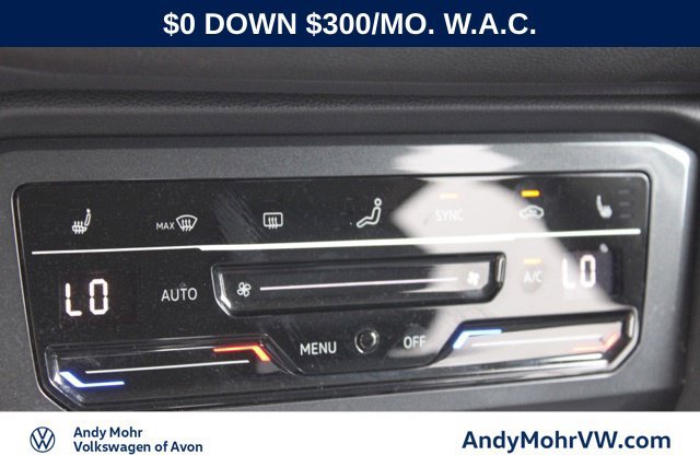 Used 2024 Volkswagen Tiguan SE AWD/4WD image 38