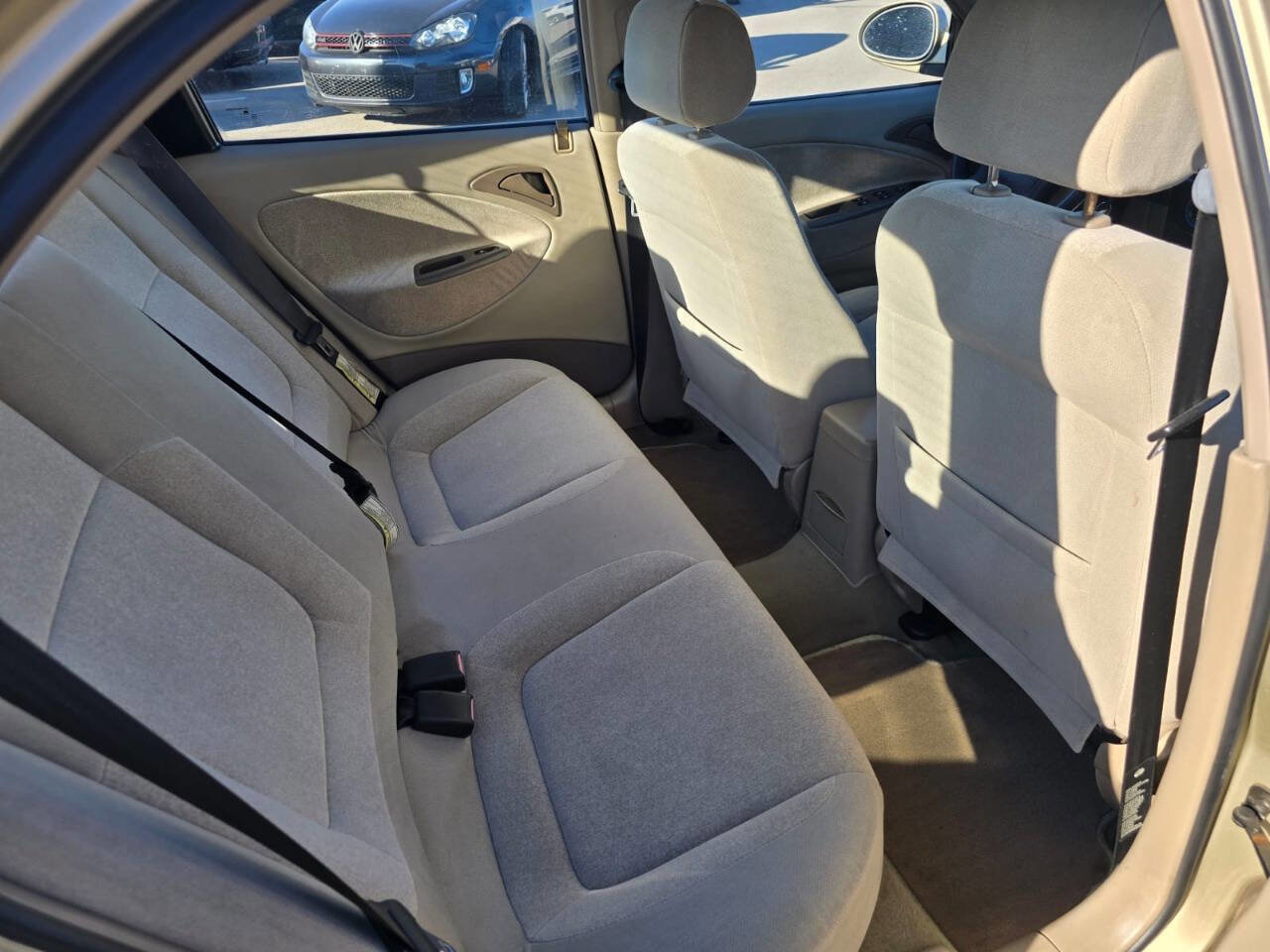 Used 2000 Daewoo Nubira SE image 32