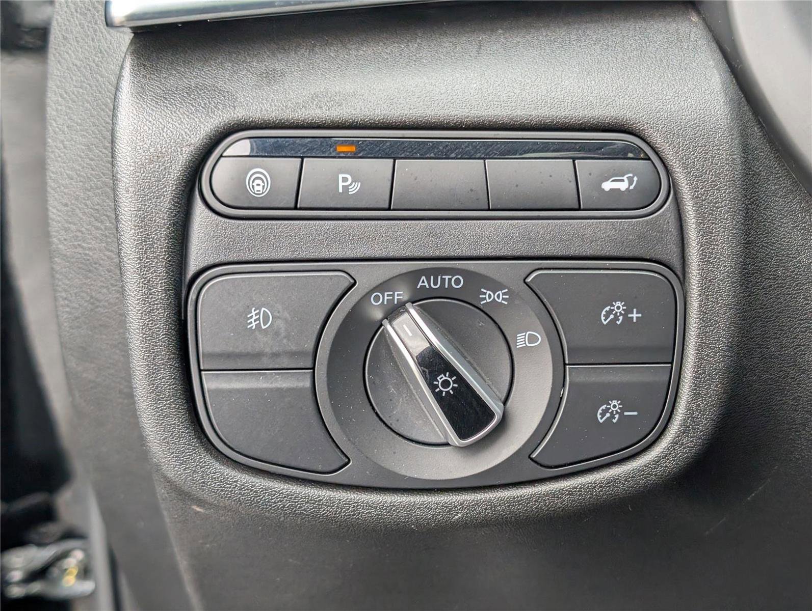 Used 2020 INFINITI QX50 Essential w/ Edition 30 Package image 23