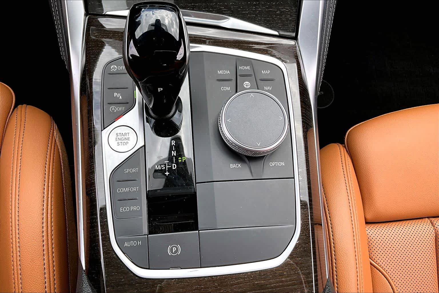 Used 2022 BMW 430i Coupe w/ M Sport Package RWD image 32