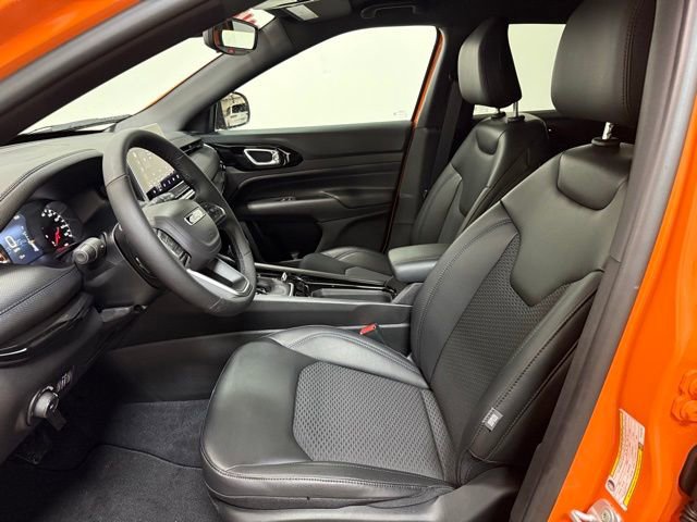 New 2026 Jeep Compass Altitude image 13