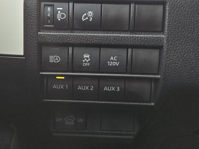 Used 2024 Toyota Tacoma TRD Sport w/ TRD Sport Upgrade Package image 26