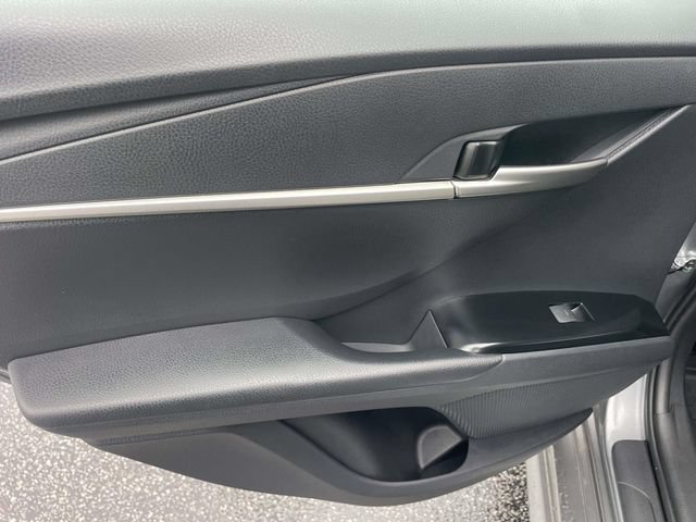 Used 2026 Toyota Camry SE FWD image 34