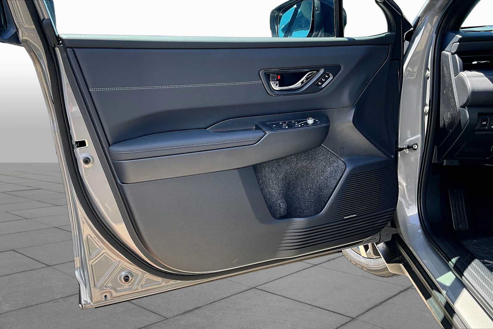 New 2026 Subaru Outback Touring XT AWD/4WD image 10