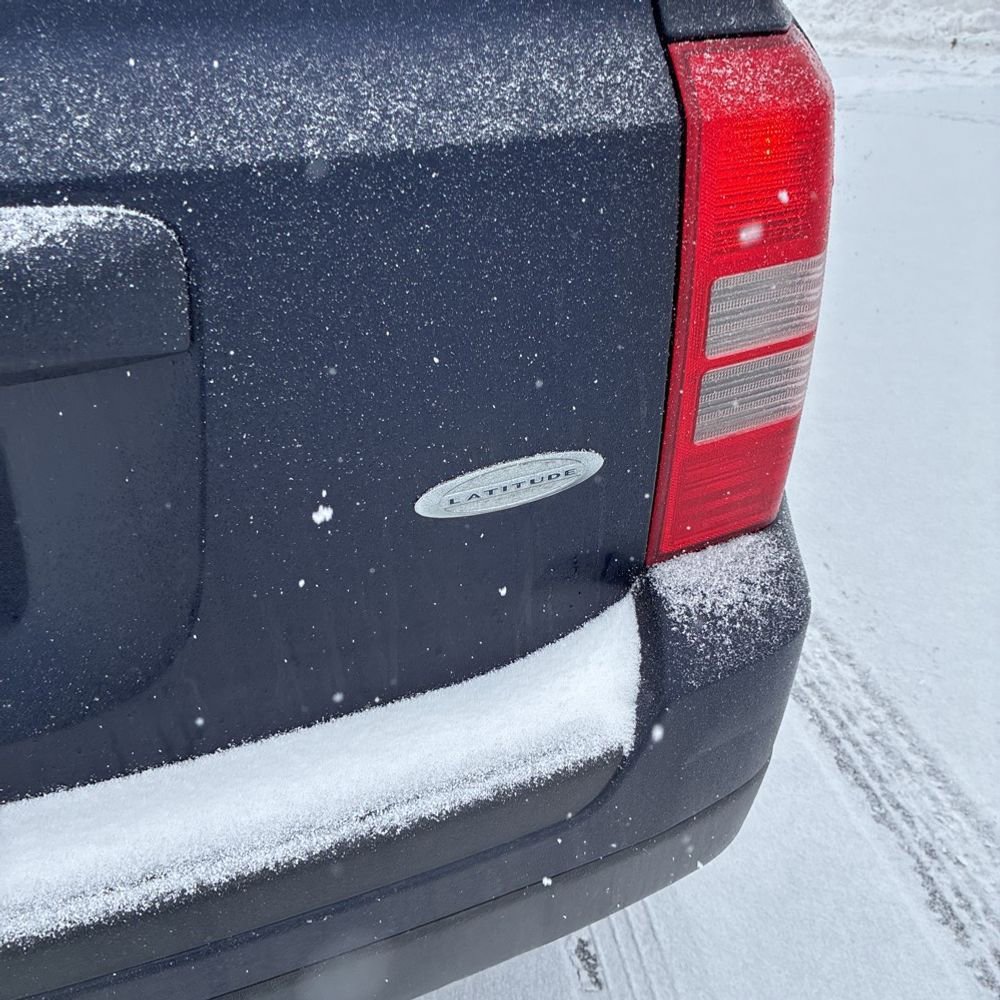 Used 2016 Jeep Patriot Latitude w/ Sun/Sound Group image 20