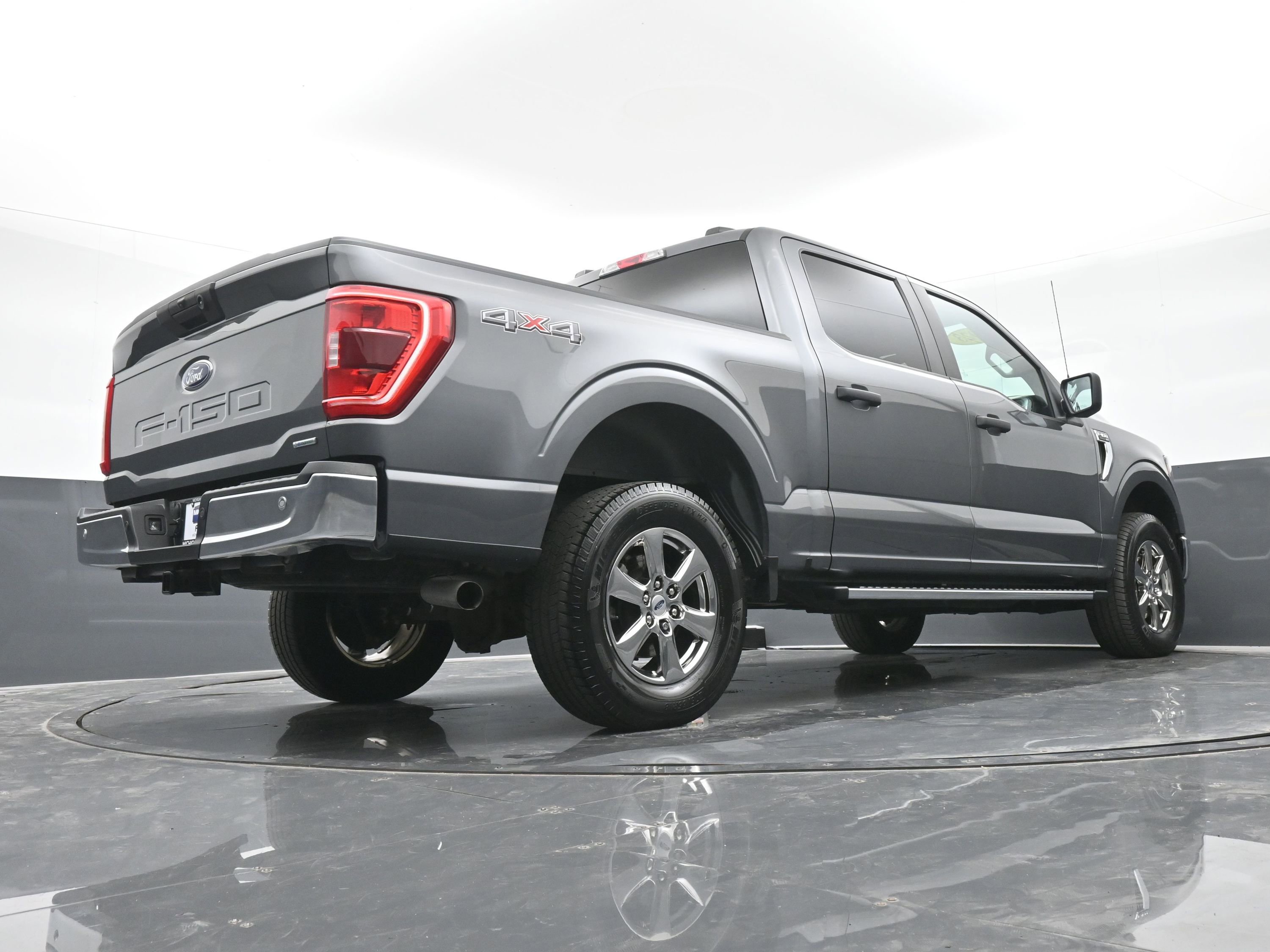 Used 2023 Ford F150 XLT image 41