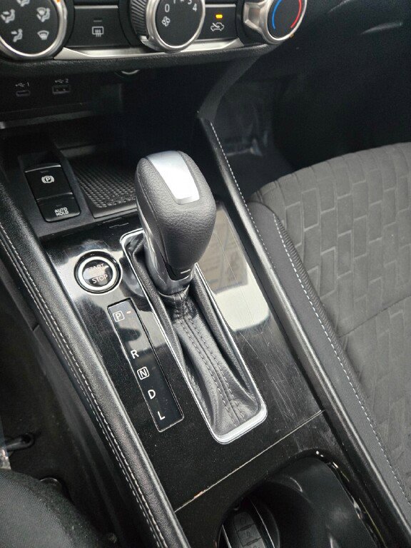 Used 2023 Nissan Kicks SV image 17