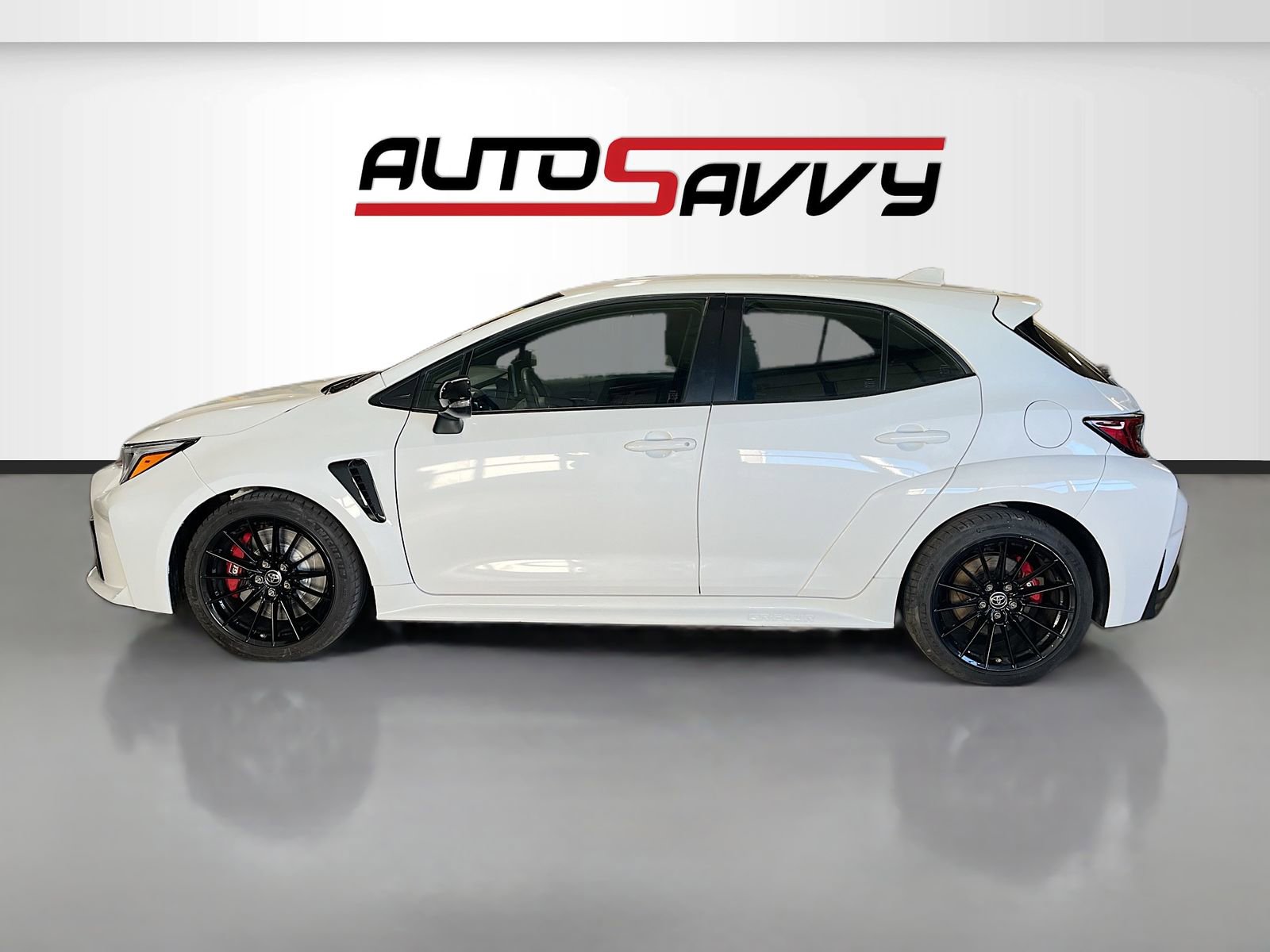 Used 2023 Toyota Corolla Core w/ Performance Package image 4