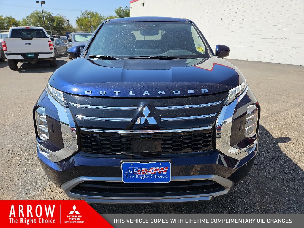 New 2026 Mitsubishi Outlander SE AWD/4WD image 3