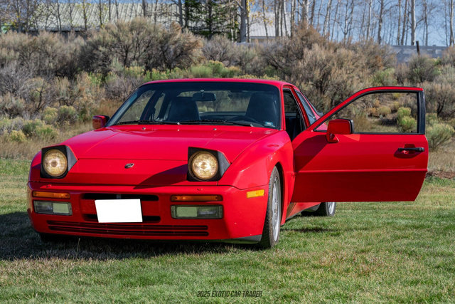 Used 1988 Porsche 944 Turbo image 18