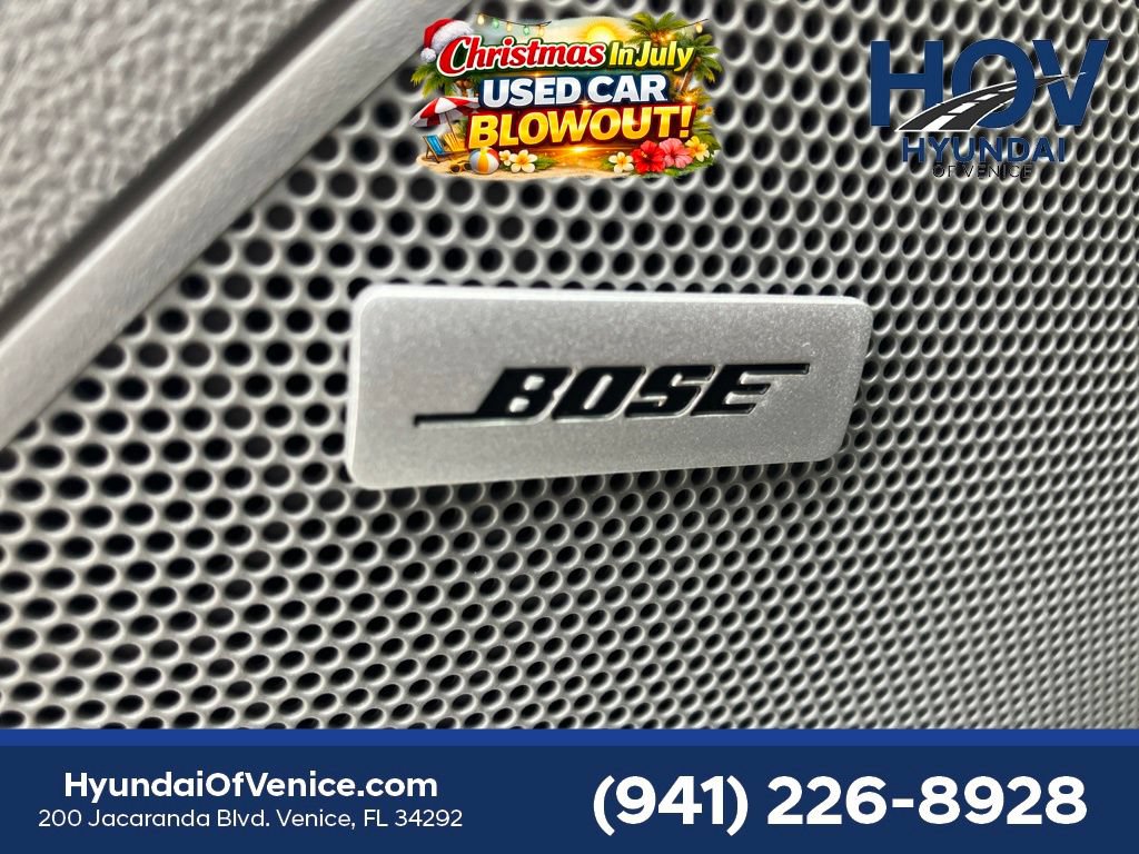 Used 2023 Chevrolet Bolt EUV Premier w/ Sun & Sound Package FWD image 17
