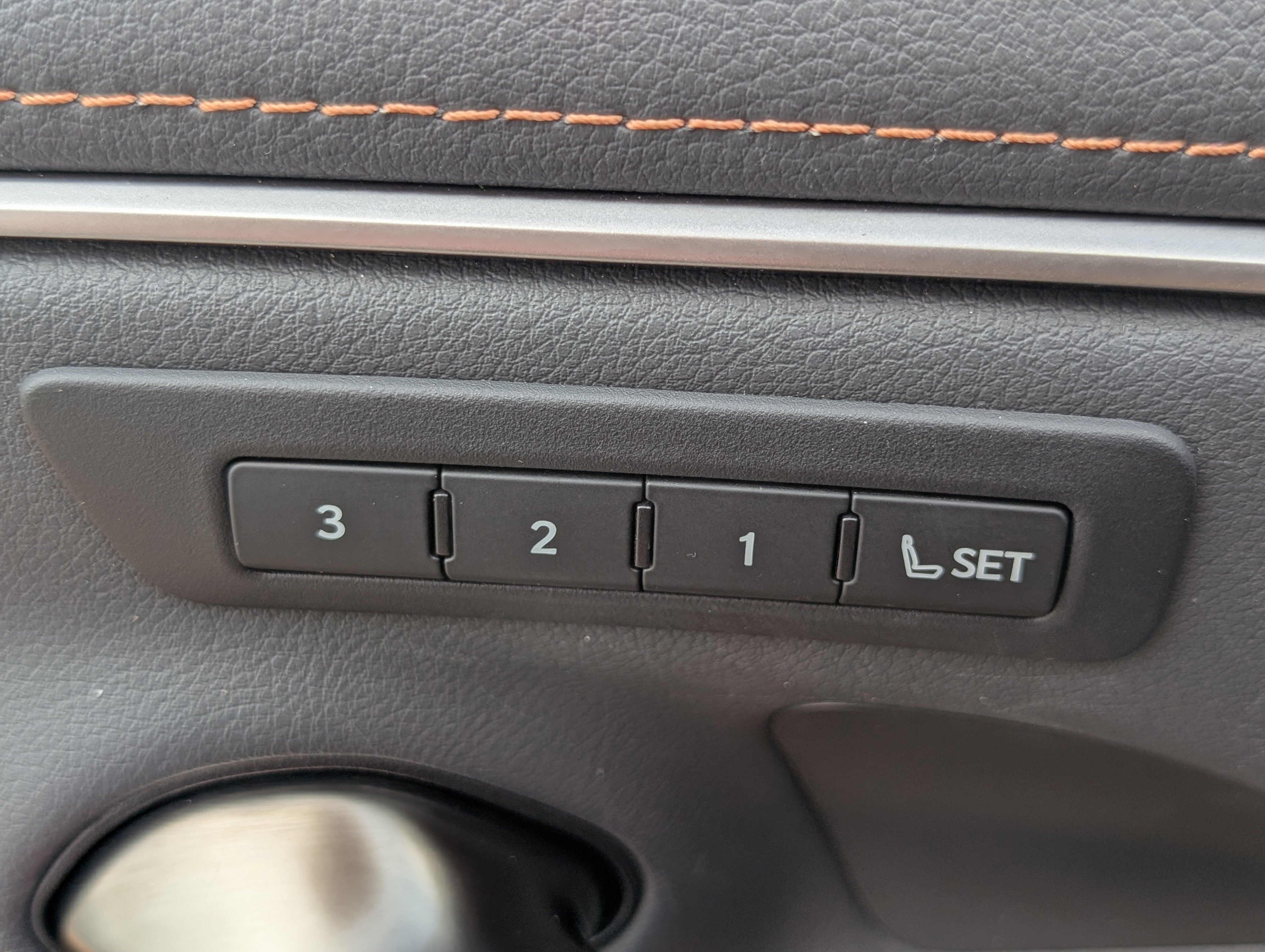Certified 2023 Lexus ES 350 w/ Premium Package FWD image 20