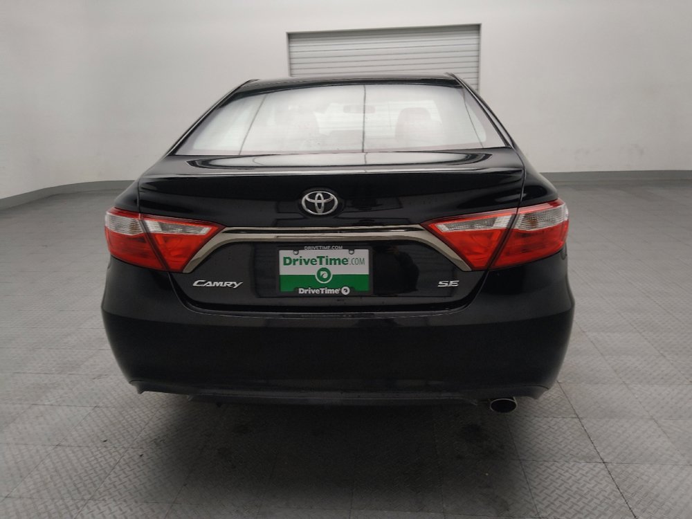 Used 2016 Toyota Camry SE image 9