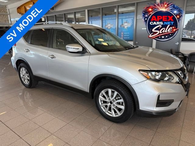 Used 2017 Nissan Rogue SV FWD image 1