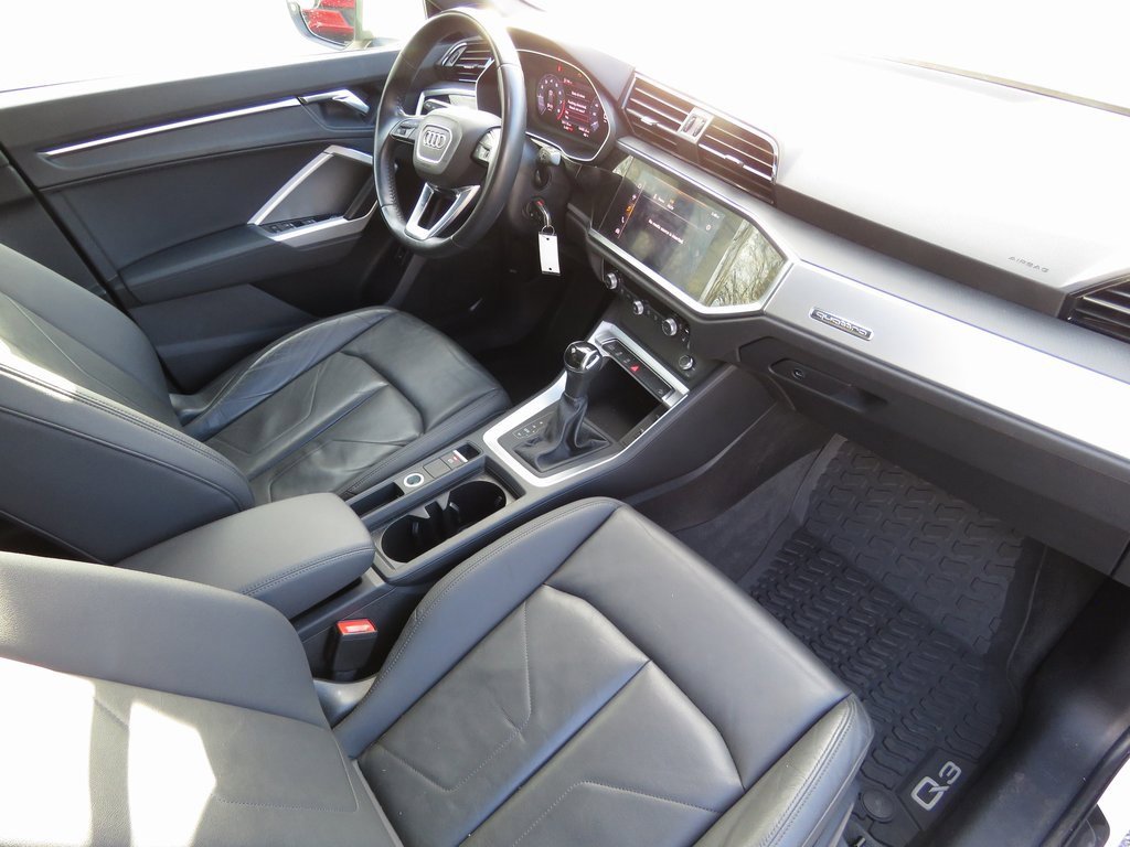 Used 2019 Audi Q3 2.0T Premium image 15