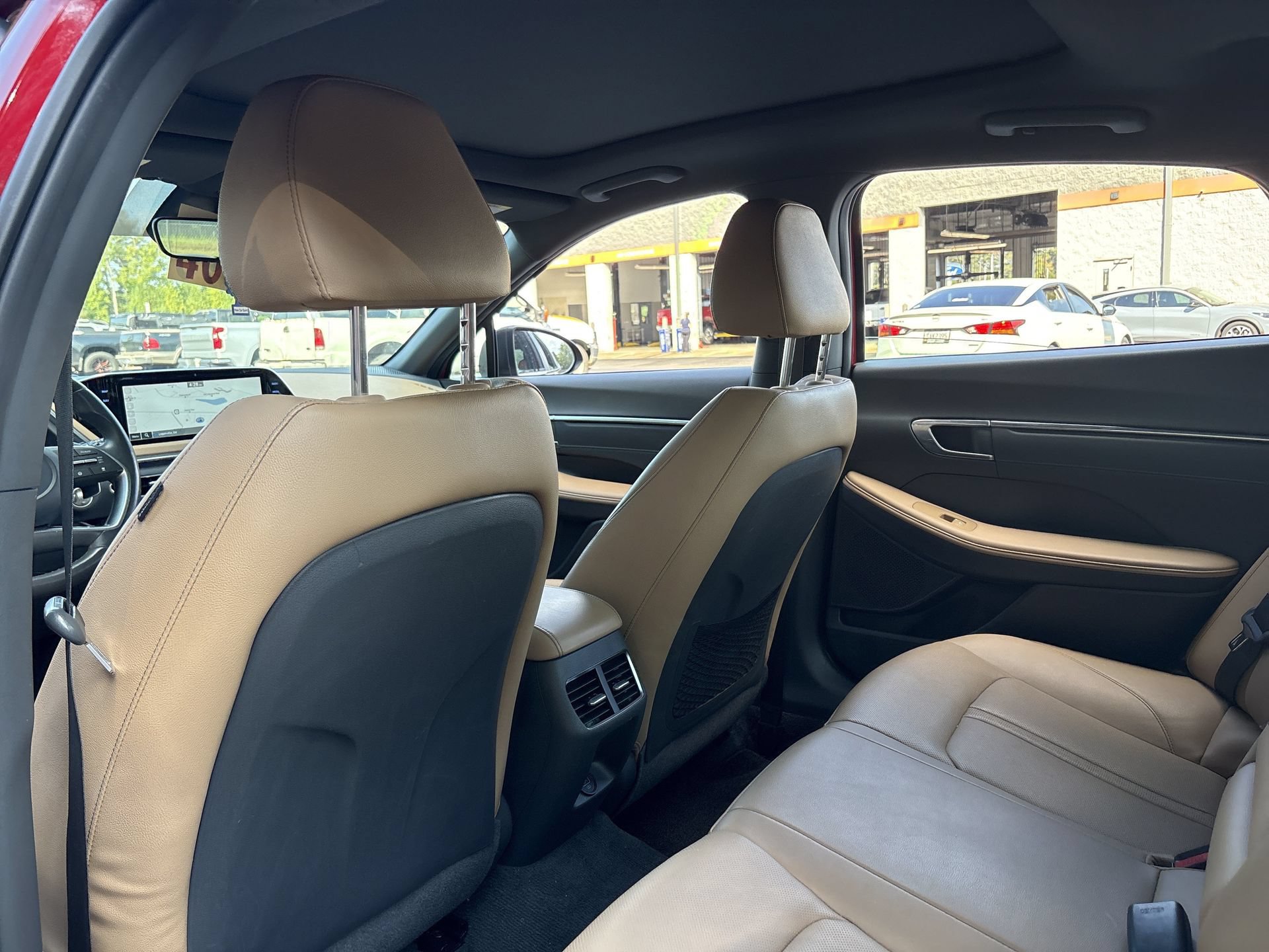Used 2023 Hyundai Sonata Limited FWD image 15