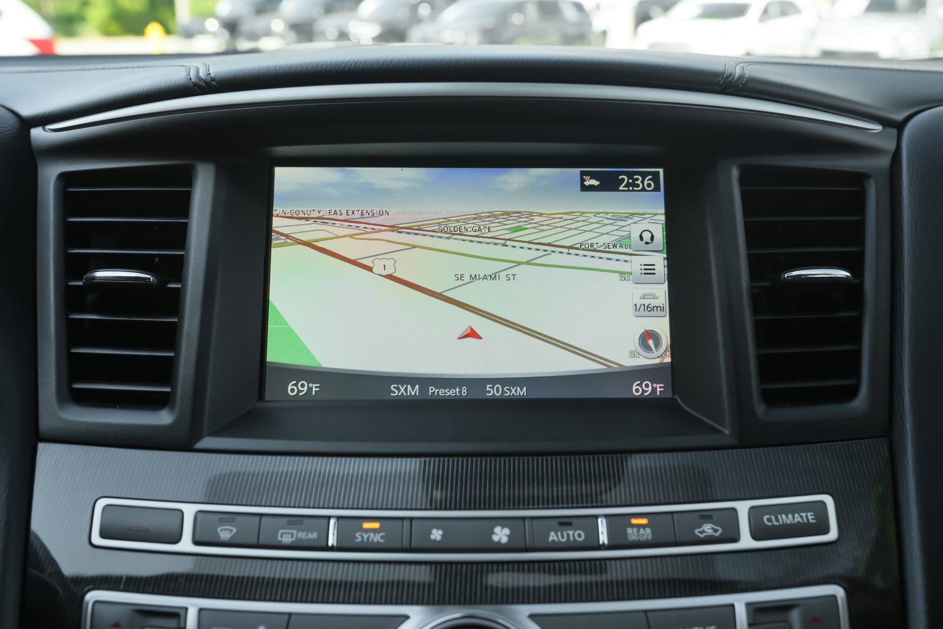 Used 2020 INFINITI QX60 Luxe w/ Essential Package image 13