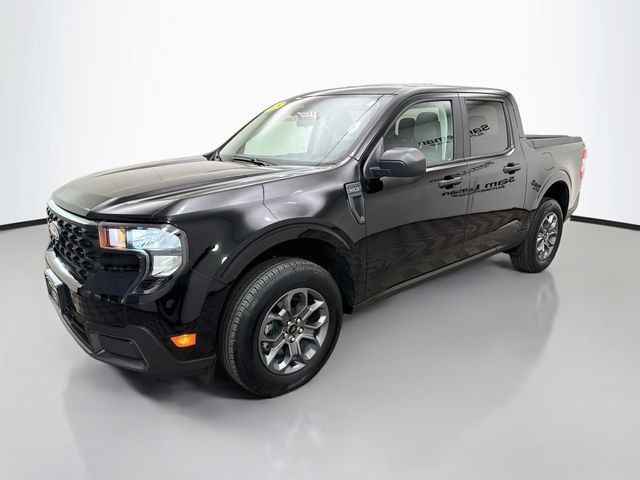 Used 2025 Ford Maverick XLT FWD image 3