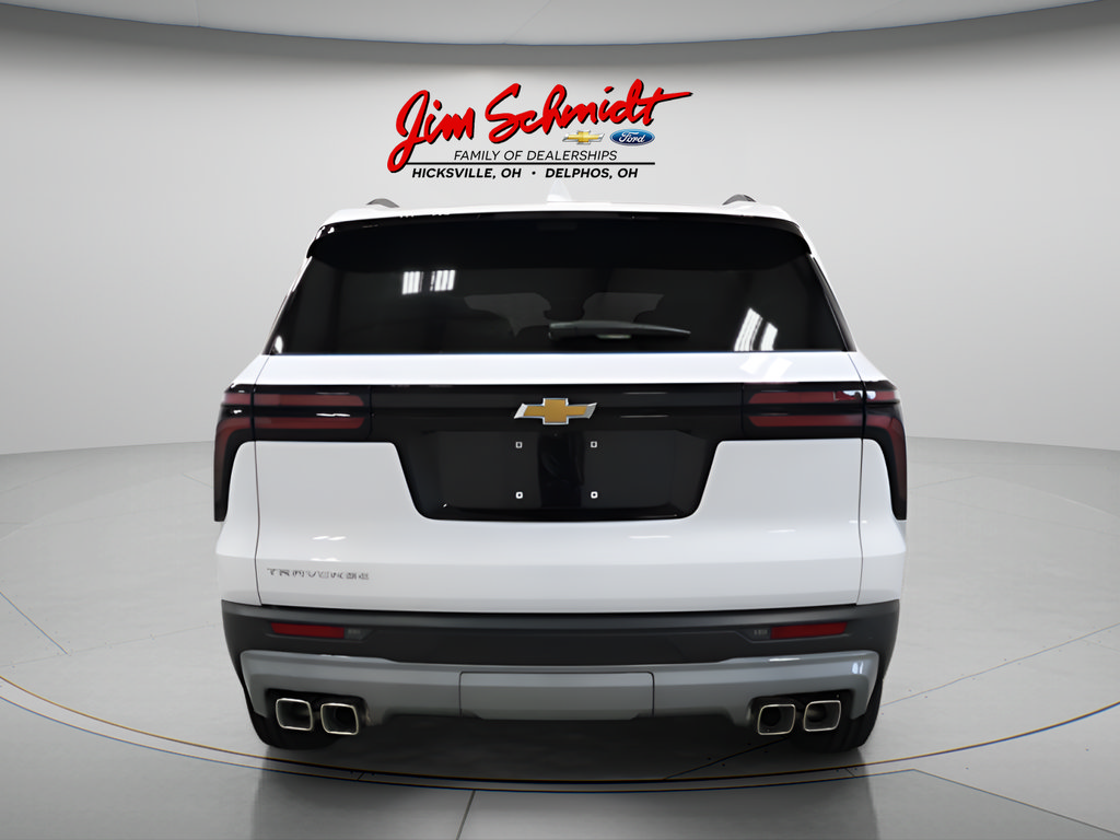 New 2027 Chevrolet Traverse LT w/ Driver Confidence Package FWD image 4